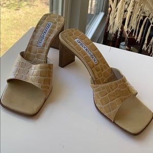 Antonio Eboli size 8 Heels